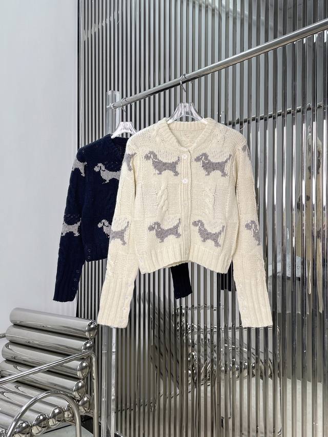 Real photos! Latest Tb 25New puppy jacquard cardigan. Color: Blue and white. Siz
