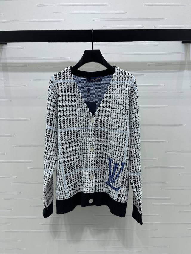 New Arrival: High-Quality Original Louis Vuitton 2025 Autumn/Winter Collection!