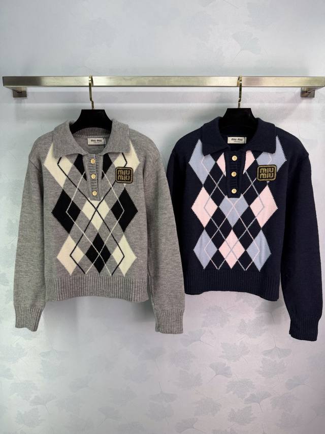 Miu*25 Autumn/Winter New Arrival Diamond Pattern Knit Sweater. Classic diamond p