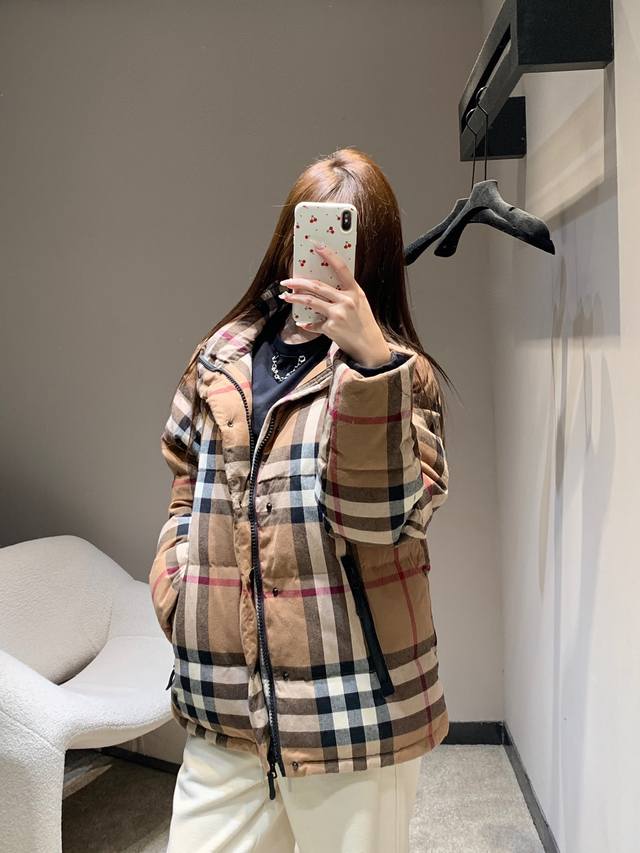 Burbe*Ry 25Fw Autumn/Winter New Classic Plaid Retro Warm Down Jacket | Exclusive