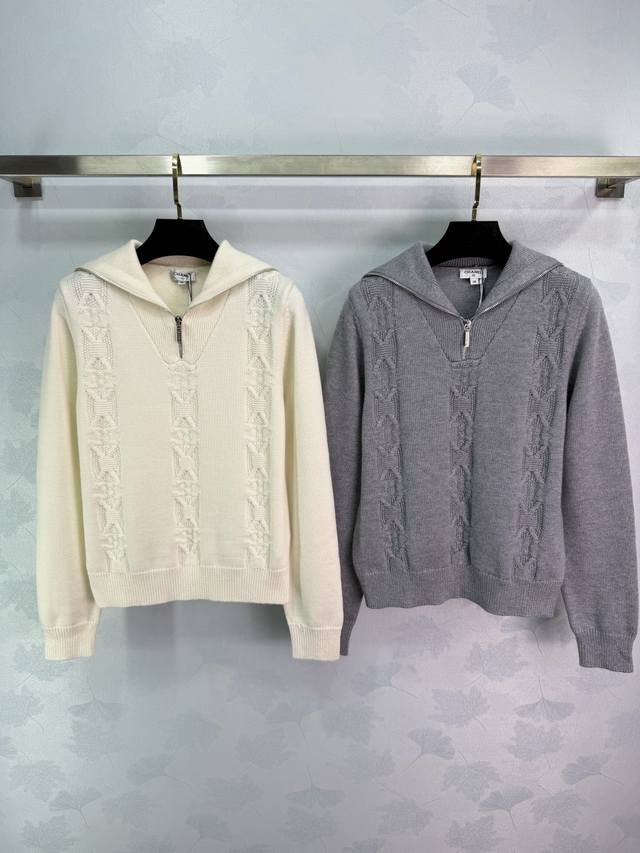 Ch*25 Autumn/Winter New Classic Cable Knit Sweater with Turn-Down Collar. Made o