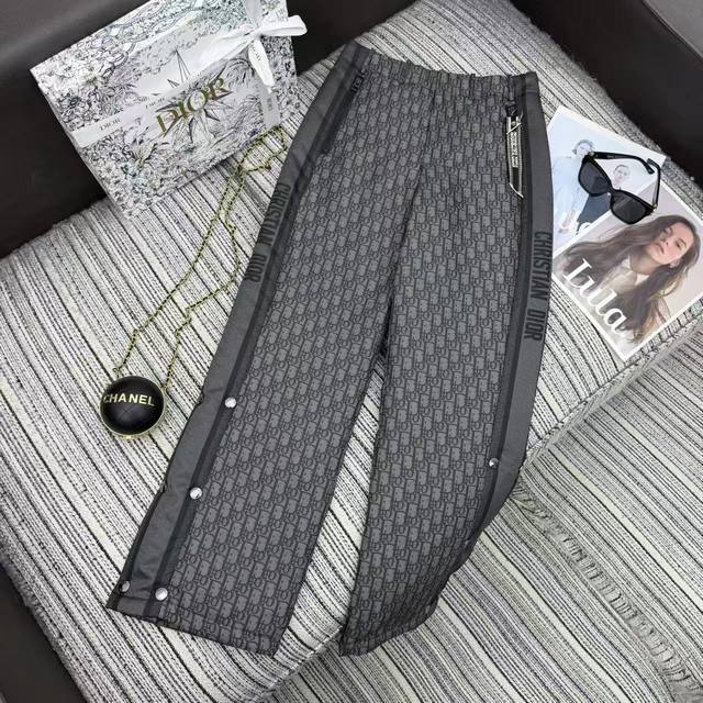 Highly recommend the 2025 Early Autumn/Winter Dio* New Jacquard Oblique Women's