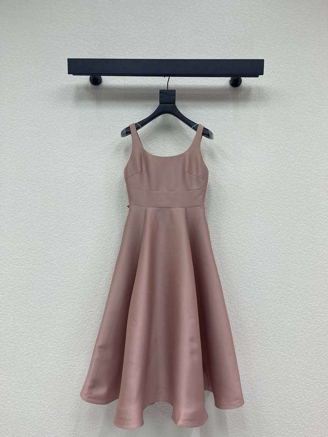 Dio* Autumn/Winter New Arrival: Hepburn-Style Sleeveless Mini Dress with Back Bo