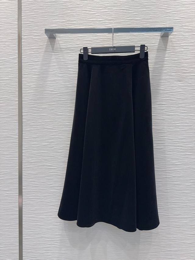 Christian Dio* 2025Fw Season Hot Item Arrives! Custom-made velvet fabric, retro