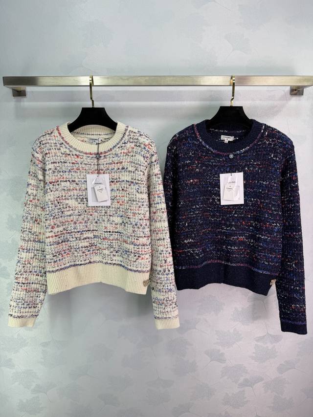 Ch*25 Autumn/Winter New Crew Neck Knit Sweater, made of soft and warm wool, clas