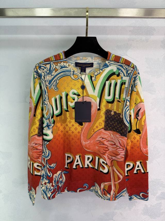 Lou*25 Autumn/Winter New Printed Top is made of high-quality wool fabric, soft a