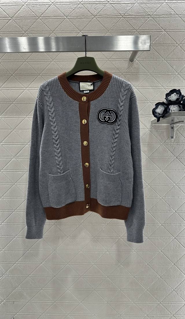 Gucc*2025 New Arrival Color-blocked Crew Neck Knit Cardigan Made with custom Yb