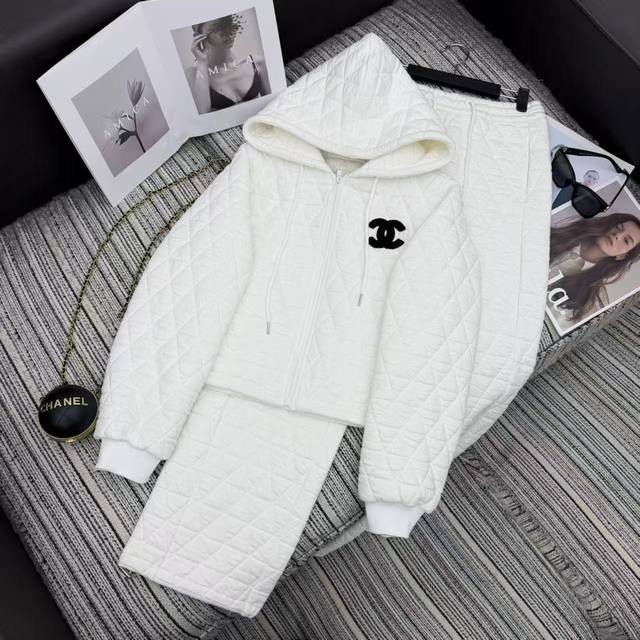 Highly recommend the 2025 early autumn/winter collection Cha* new diamond-patte