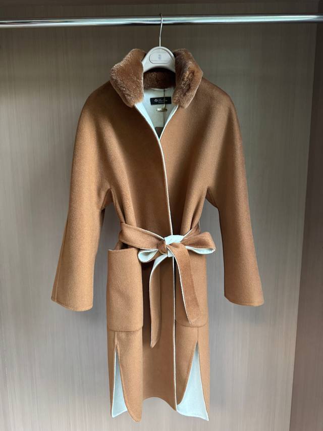 In Stock, Immediate Shipping L&p New Series Cashmere Coats Make a Strong Comeba