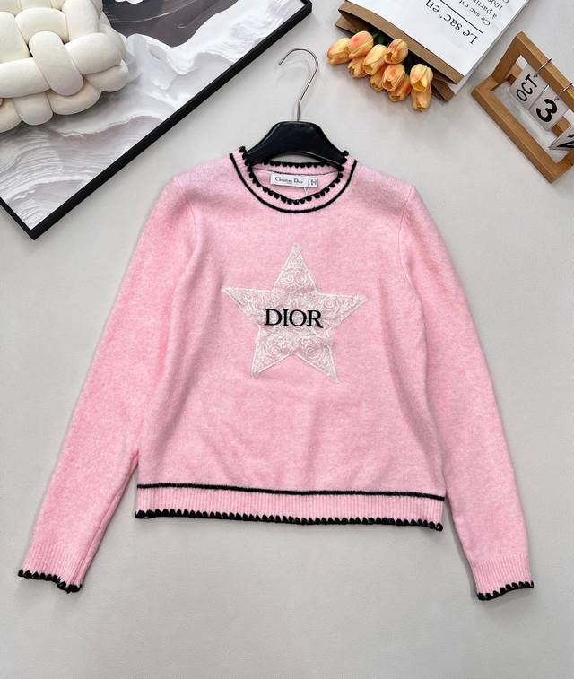 Dior's Latest Sequined Five-Pointed Star Wool Knit Sweater This Dior knit sweate