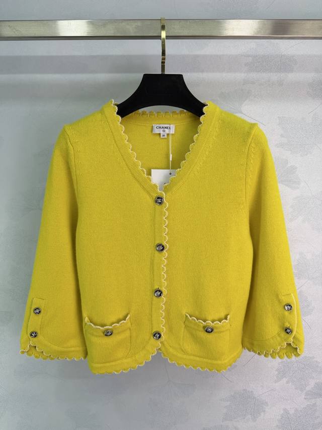 Ch*25C Early Autumn Collection Yellow Knit Cardigan, made of high-quality cashme