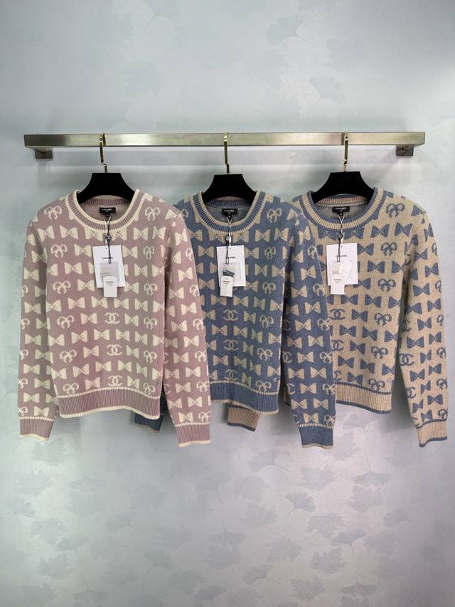 Ch*25 Autumn/Winter New Knit Sweater, featuring a double C logo and bow interwov
