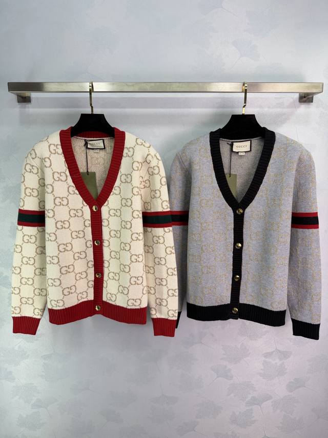 Gu*25 Autumn/Winter New Gg Monogram Knit Cardigan, with contrasting red and blac