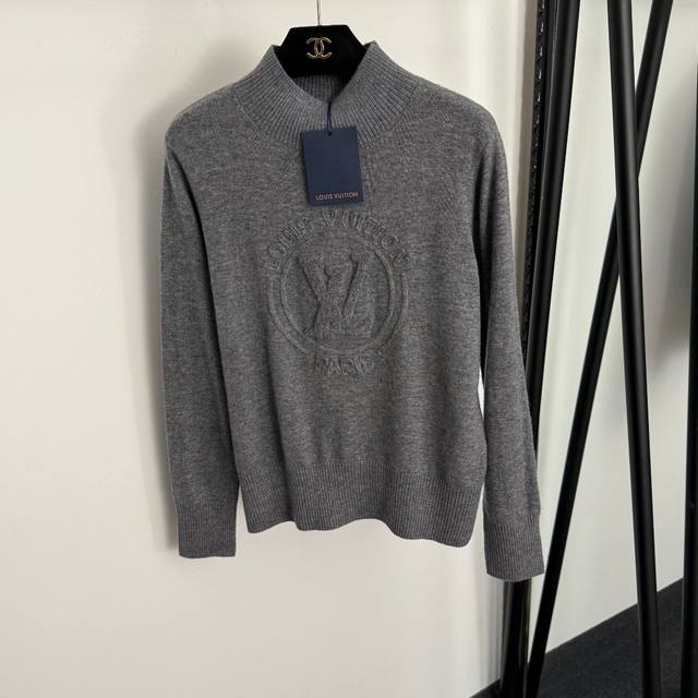 Style No. 20257840 Lv* New flocked logo embroidered letter mock neck long-sleev