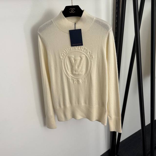 Style No. 20257840 Lv* New flocked logo embroidered letter mock neck long-sleev