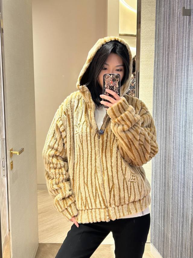 Louis Vuitto* 25Fw Autumn/Winter New Epi Suede Waist-cinching Zip-up Hooded Jack