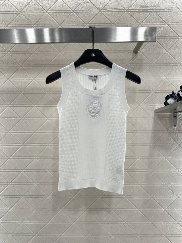 Chane*2025 New Arrival Camellia Knitted Vest Made with custom Yb cotton yarn, so