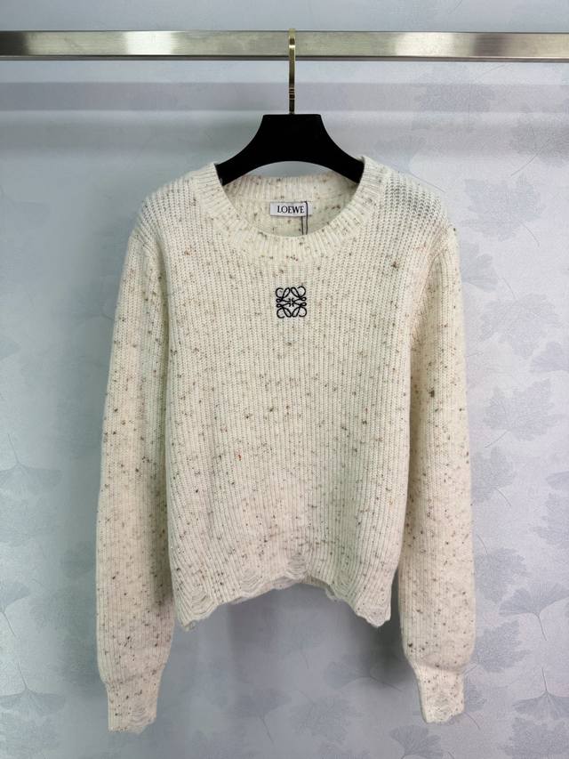 Loe*25 Autumn/Winter New Knit Sweater, made of soft wool blend with colorful fib