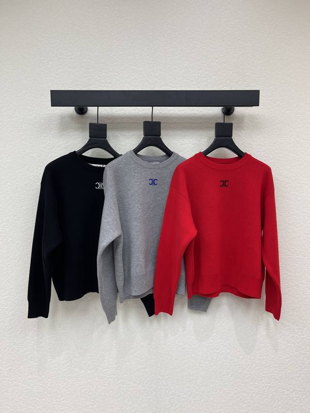 Celin*25 Autumn/Winter New Crew Neck Knit Sweater. The wool fabric is soft and w