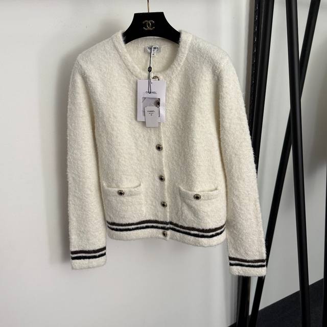 Style No. 20257662 Chanel* New Chanel-style Single-breasted Crew Neck Long-Slee