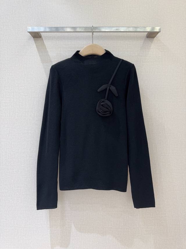 Valentin*O Autumn/Winter New Arrival High-Neck Long-Sleeve Knit Sweater. Its cor