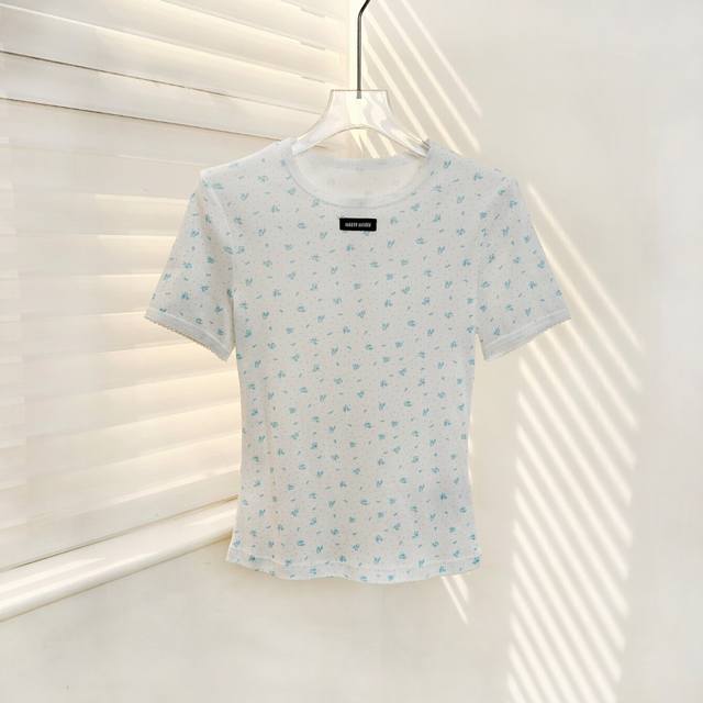 Floral Print Short-Sleeve T-Shirt 25Ss Autumn/Winter New Arrival! This vest fea