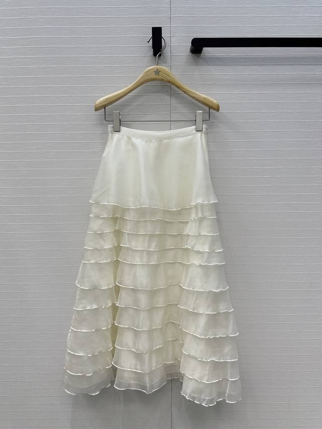 Hot Item Recommendation: D*26 Early Spring New Arrival Tulle Cake Skirt. Light a