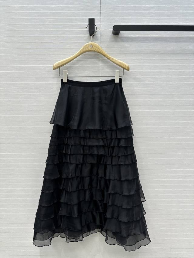 Hot Item Recommendation: D*26 Early Spring New Arrival Tulle Cake Skirt. Light a