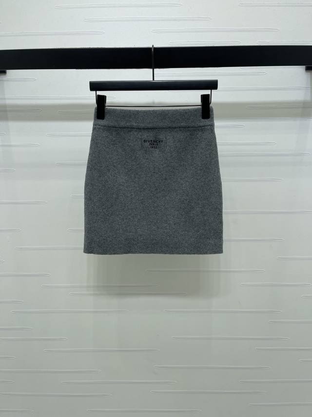 New Arrival: High-Quality Original Givench* 2025 Autumn/Winter Collection! Wool