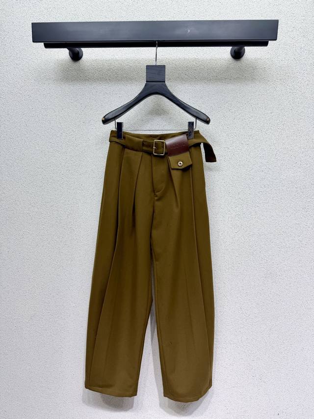 Loewe leather-label suit trousers, elegant and sophisticated design, solid colo