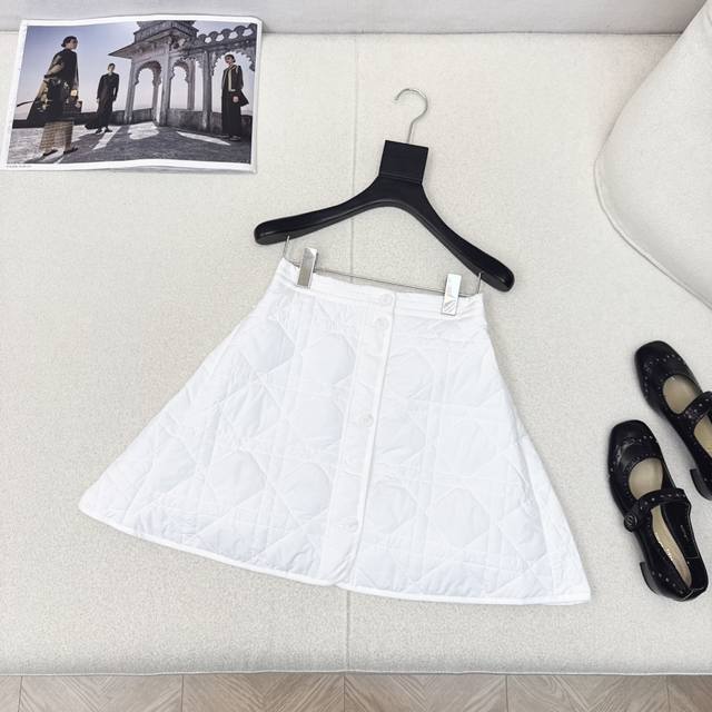 Hot Selling Item Recommendation Cd 25Ss Autumn/Winter New Arrival Princess Diana