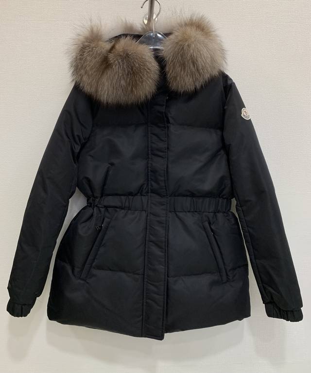 Moncle* Autumn/Winter New Arrival: Fox Fur Collar Elastic Waist Slim Fit Down Ja