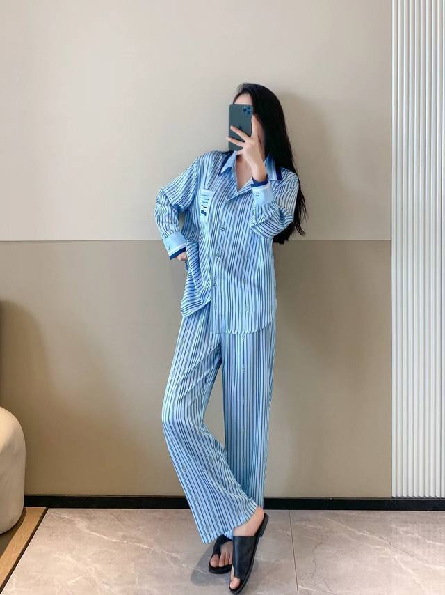 Gucci New Autumn/Winter Pajamas Original High-End New Product Pajamas Casual 2-P