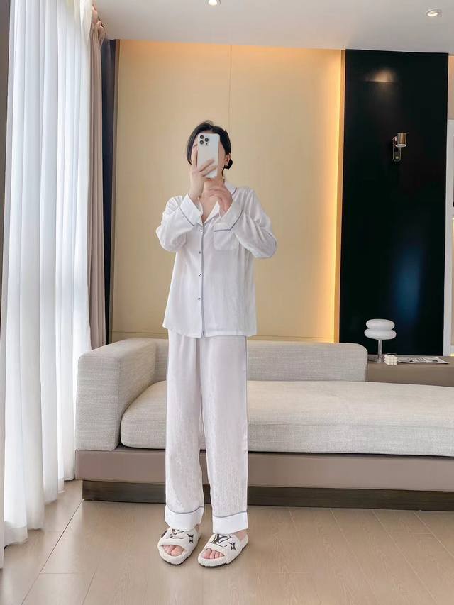 Dior New Autumn/Winter Pajamas Original High-End New Product Pajamas Casual 2-P