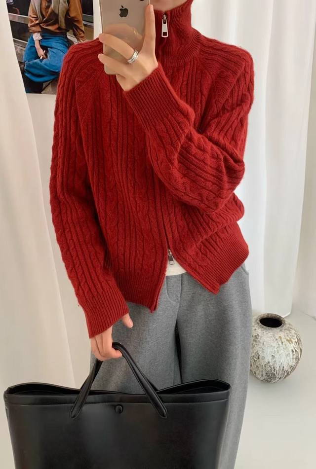 New High-End European Style Autumn/Winter Elegant Fashionable Versatile Knitwear