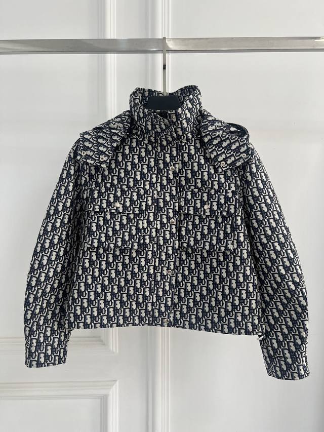 Dior 2025 Fall/Winter New Hooded Short Jacket, classic monogram jacquard fabric,