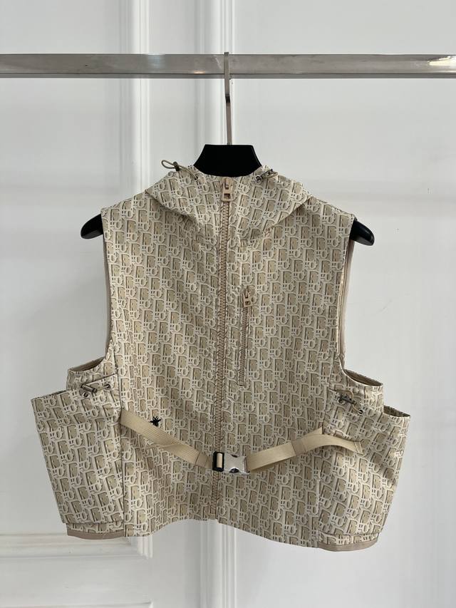 Ample stock, confidently recommend Dio* 25Ss early spring new vest, high-qualit