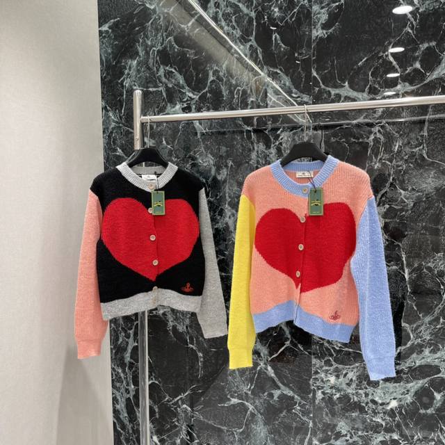 Saturn 2025 Autumn/Winter New Heart-Shaped Color-Blocked Cardigan, pastel colors