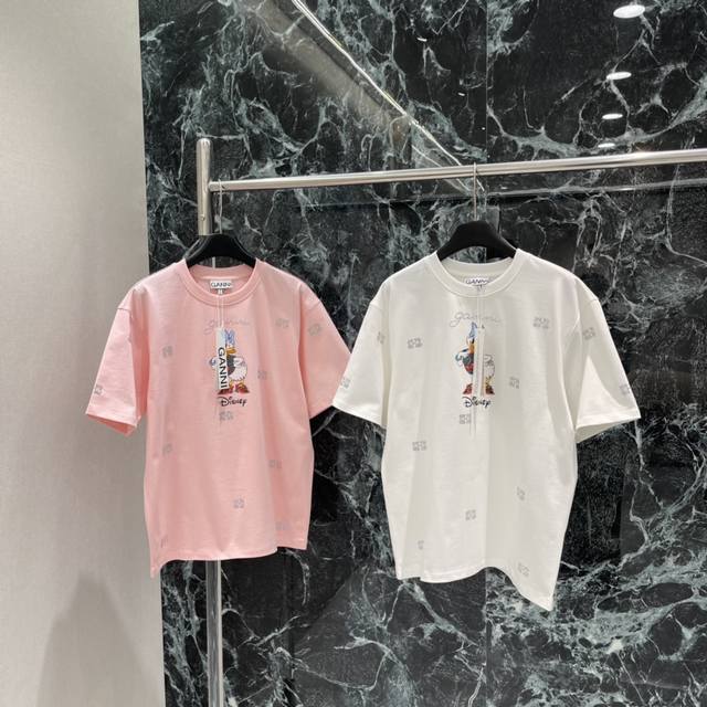 Gann 2025 Autumn/Winter New Donald Duck Print Short-Sleeve T-Shirt. Featuring an