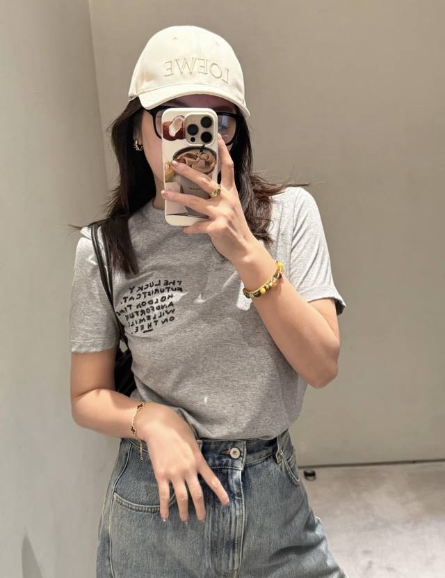 Loewe 2025 Autumn/Winter New Collaboration Cat T-Shirt, the cat pattern is super