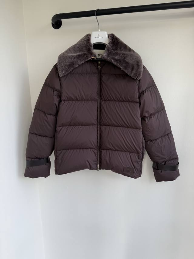 Top-tier version Fd25 Autumn/Winter Limited Edition Solid Color Genuine Sheepski