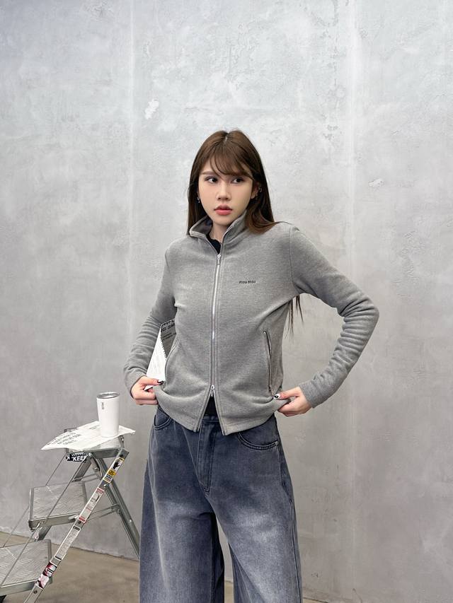 Miu | New Warm Cardigan, classic embroidered label, high-tech warm fabric, casua