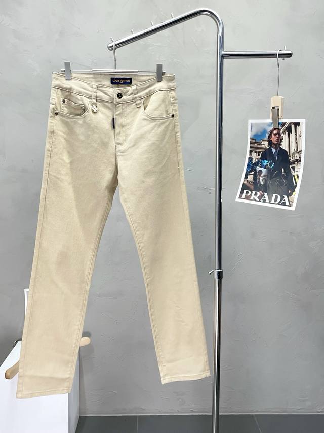 Exclusive Louis Vuitton new casual jeans, high-end version! Custom-made fabric