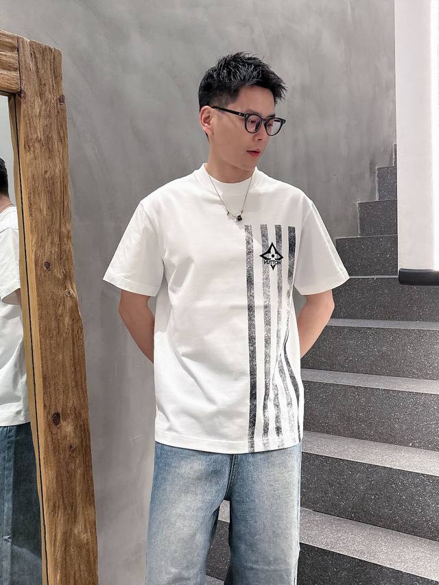 Lv 2025Ss Spring/Summer New Cotton Crew Neck Short Sleeve T-Shirt with Printed C