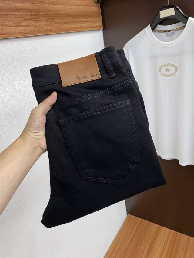 Lp Nuoyou Pianya 2025 Autumn/Winter New Jeans: Clean and crisp cut, full of urba