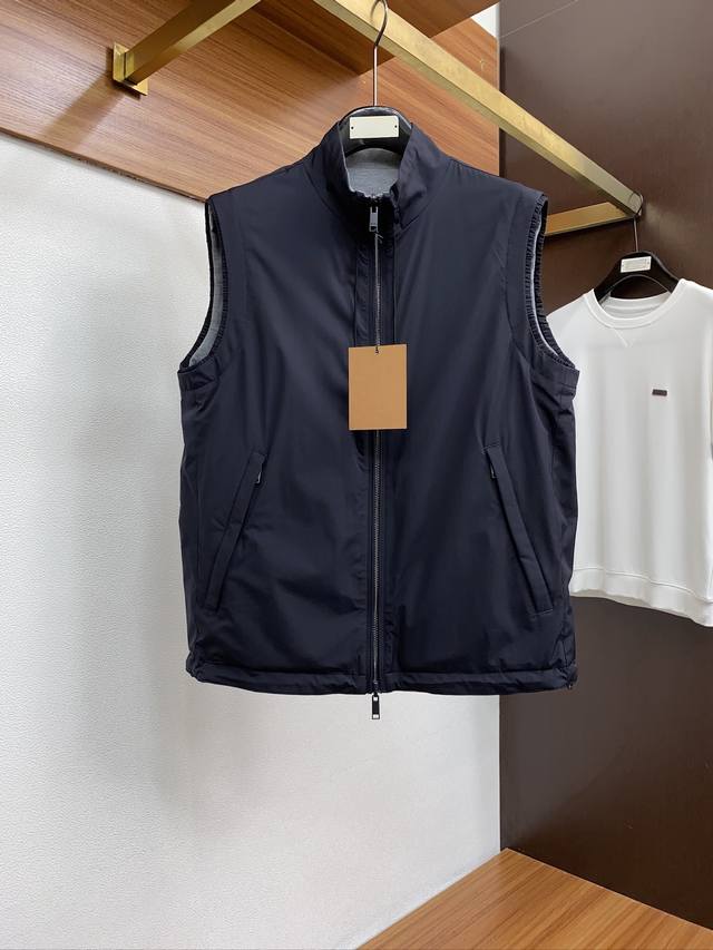 Zg Zegna Reversible Vest - Hot Selling at Counters. This jacket features Zegna's