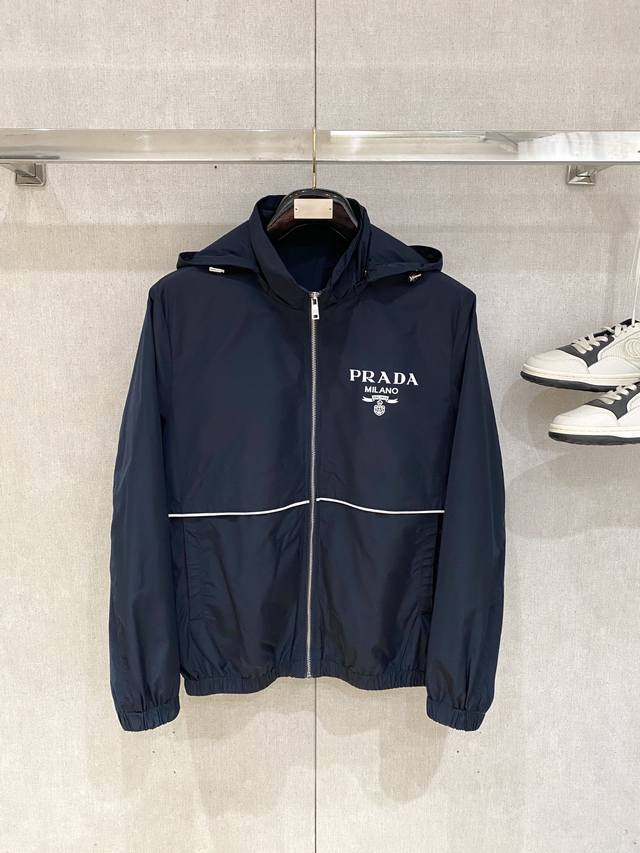 Prada, 2025 New Arrival Jacket, stylish and cool, simple and versatile, featuri