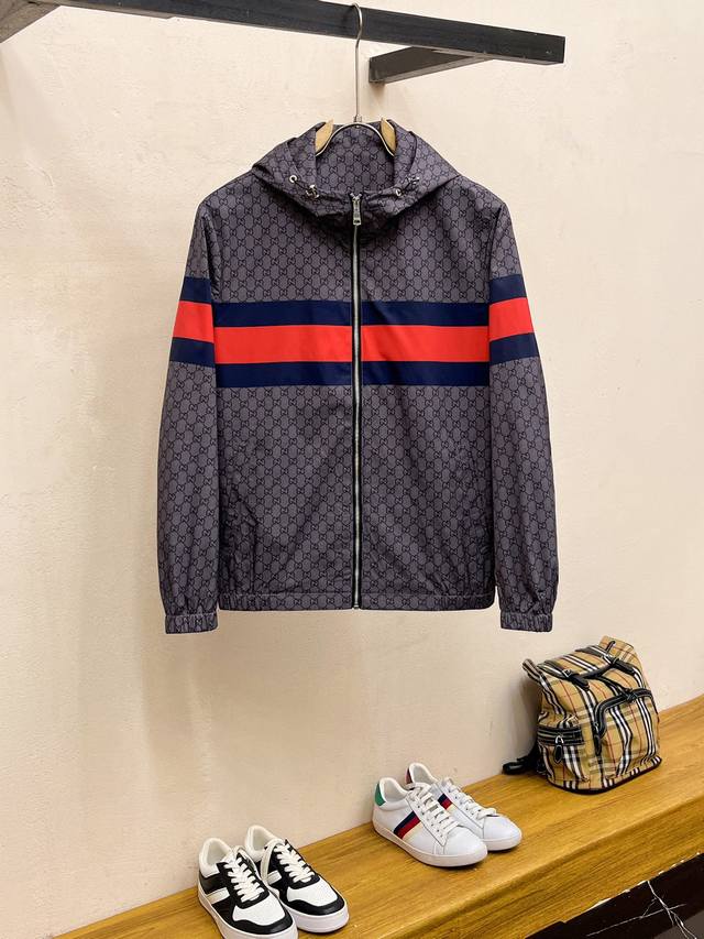 Gucci Autumn/Winter New Arrival Casual Jacket, made of a custom-supplied nylon-p