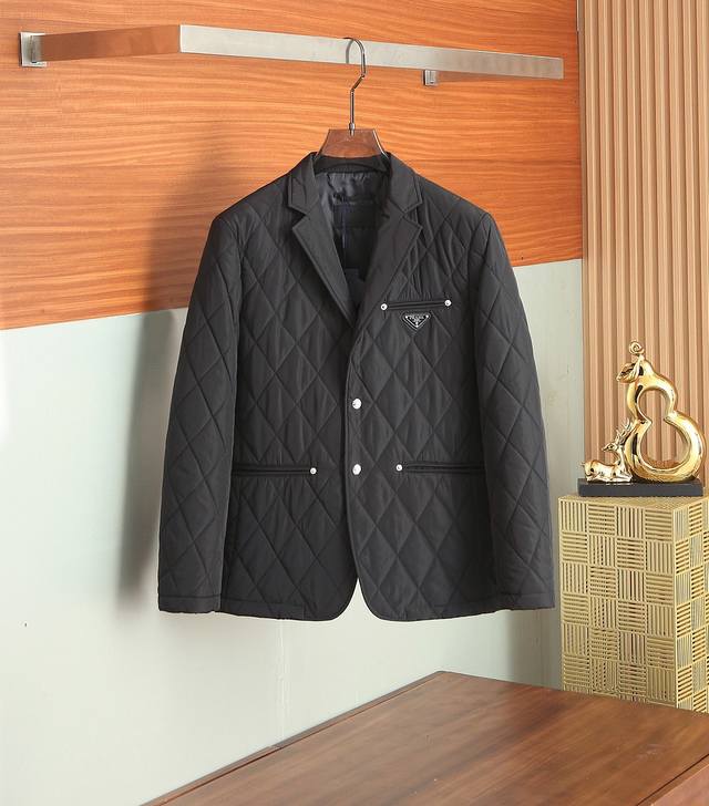 Prada Autumn 2025 Latest Fashion Designer Cotton Jacket. Every detail showcases