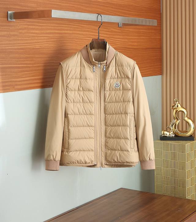 2025 Autumn/Winter New Moncler Down Jacket, Detachable and Multifunctional, Can